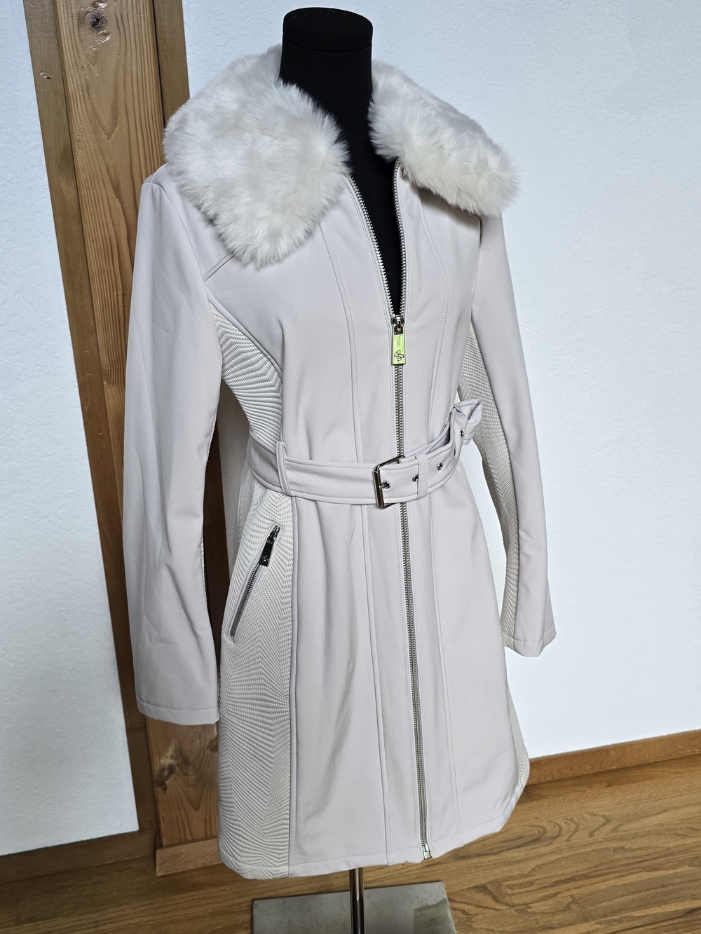 Guess Cream Faux-Fur Collar Belted Trench Coat